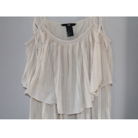 H&M Ruffle Tank Top - Picture 7 of 7